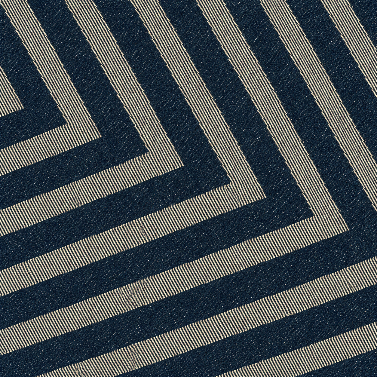 R03-06 / FOLDED PATH / Jacquard denim detail