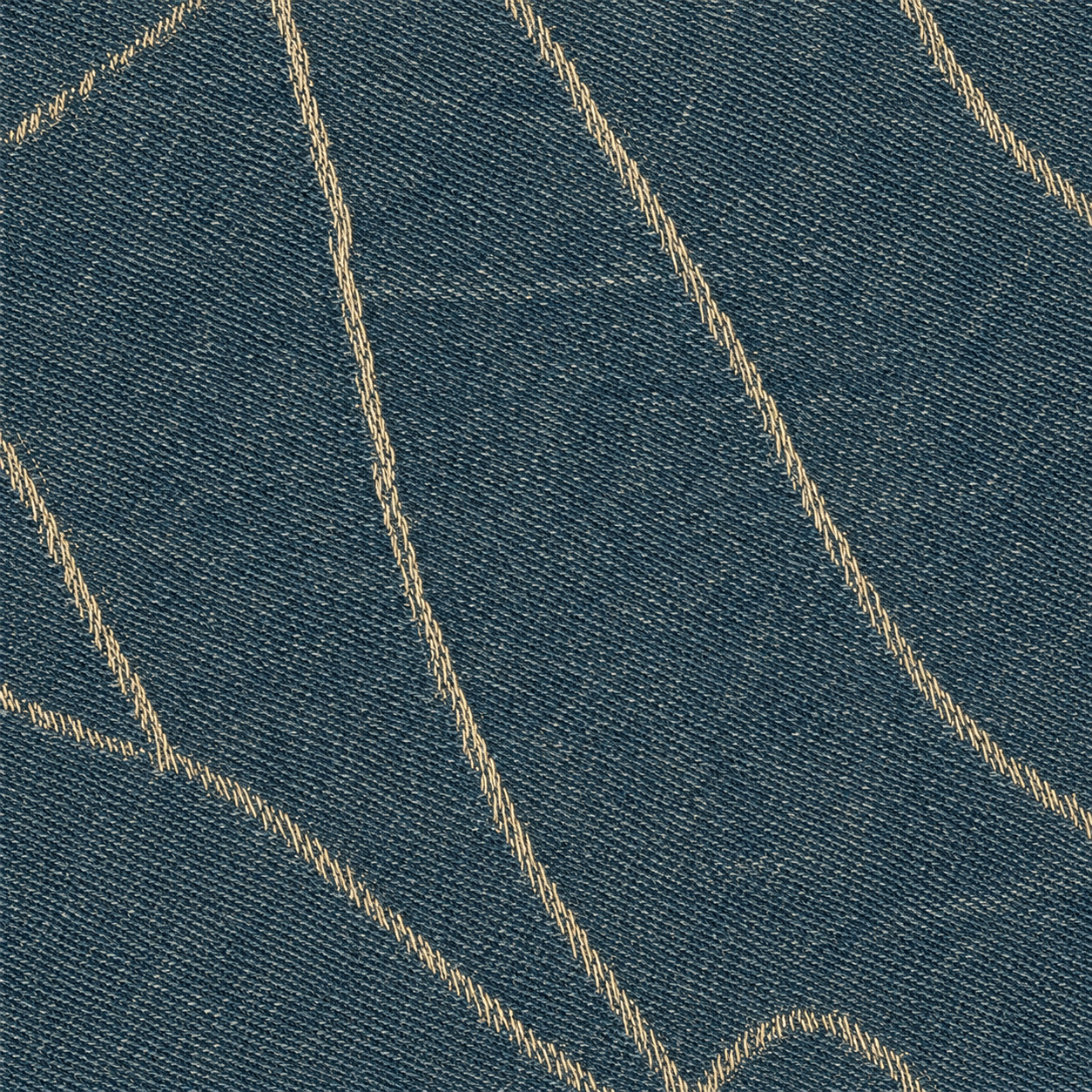 R03-08 / OPEN LINES / Jacquard denim detail