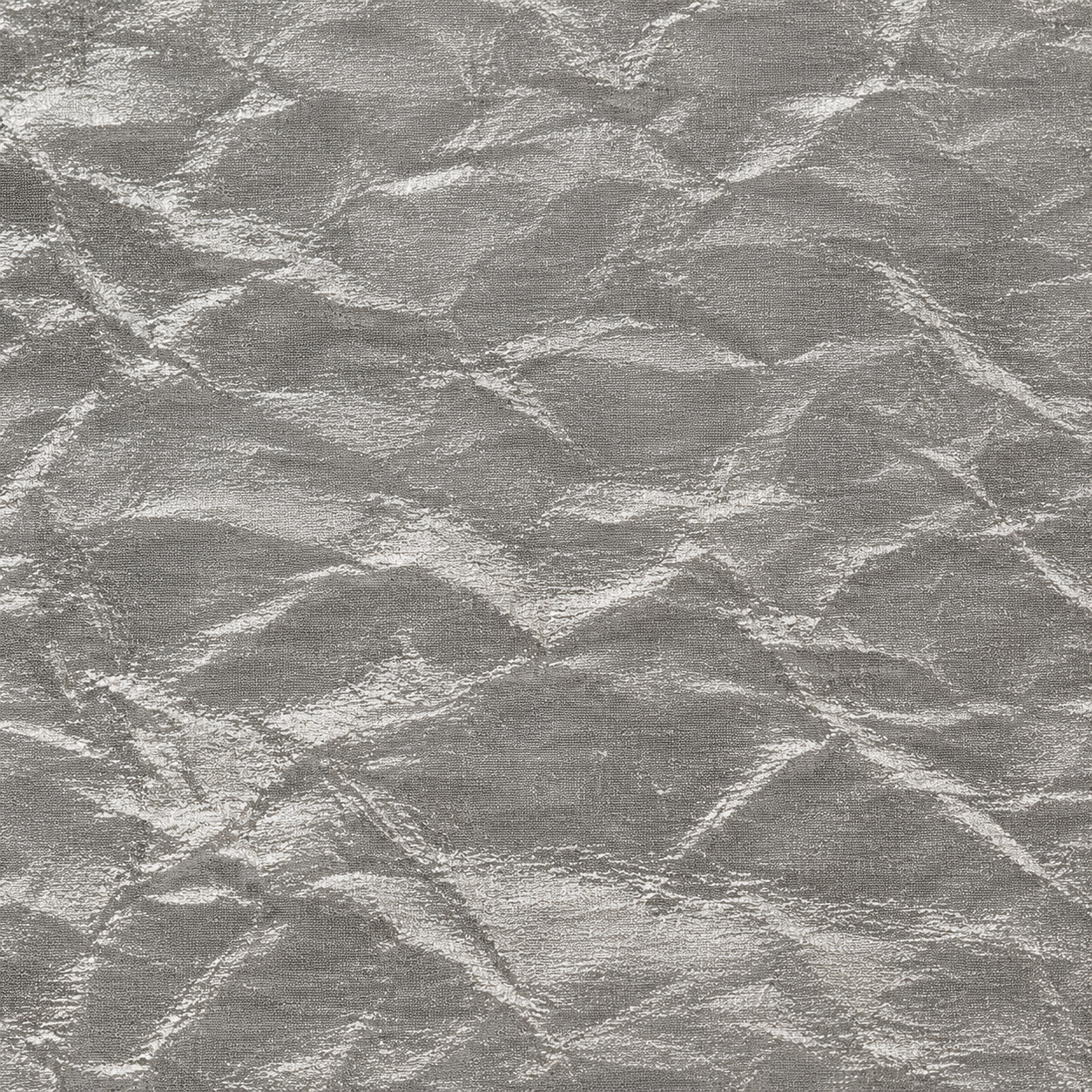 R08-05 / Crinkle / Silver-grey texture reference